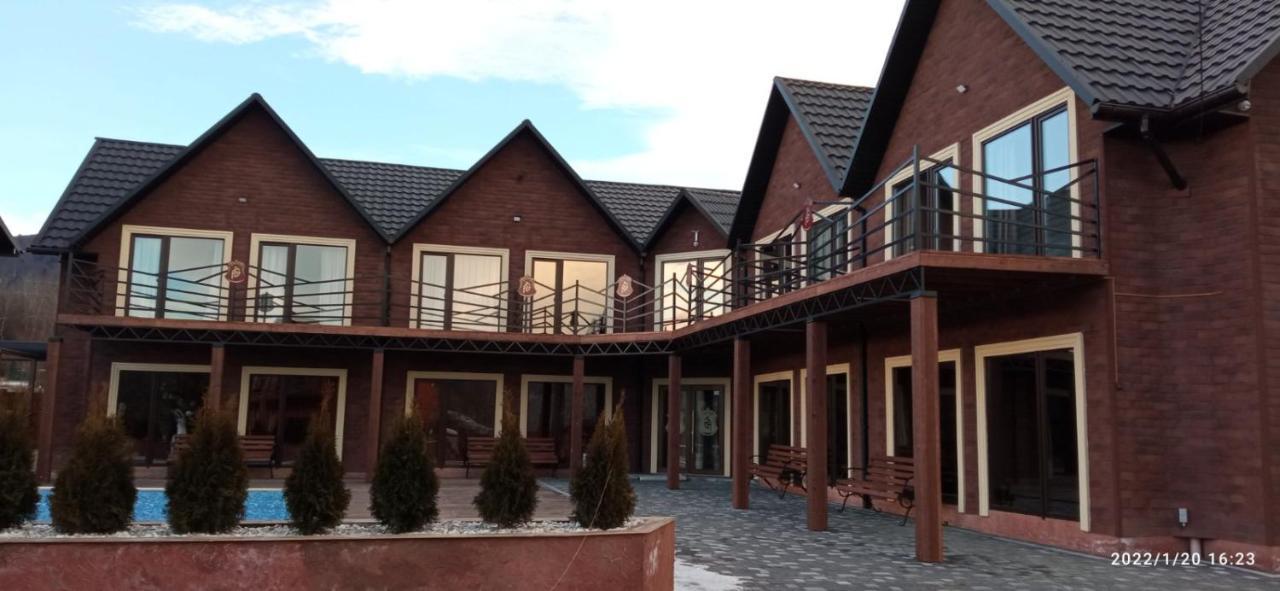 Four Seasons In Carpathians Hotel Mihovo Kültér fotó
